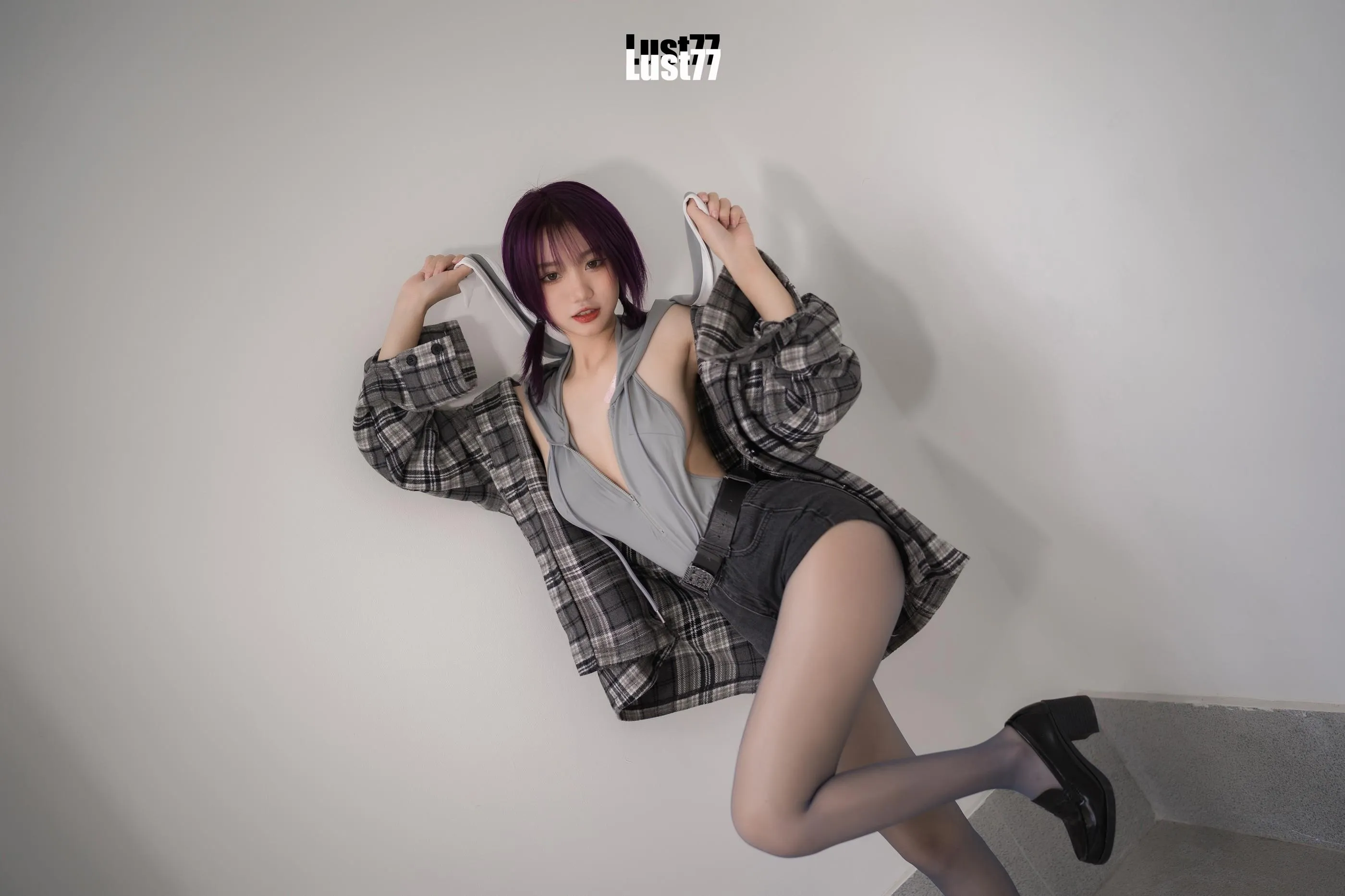 柒柒要乖额 – NO.050 小灰兔 [71P]插图9